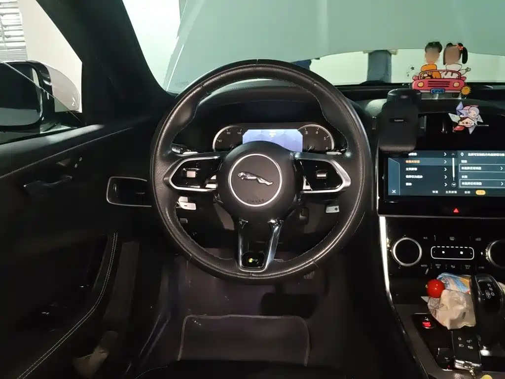 Jaguar XEL — миниатюра 11