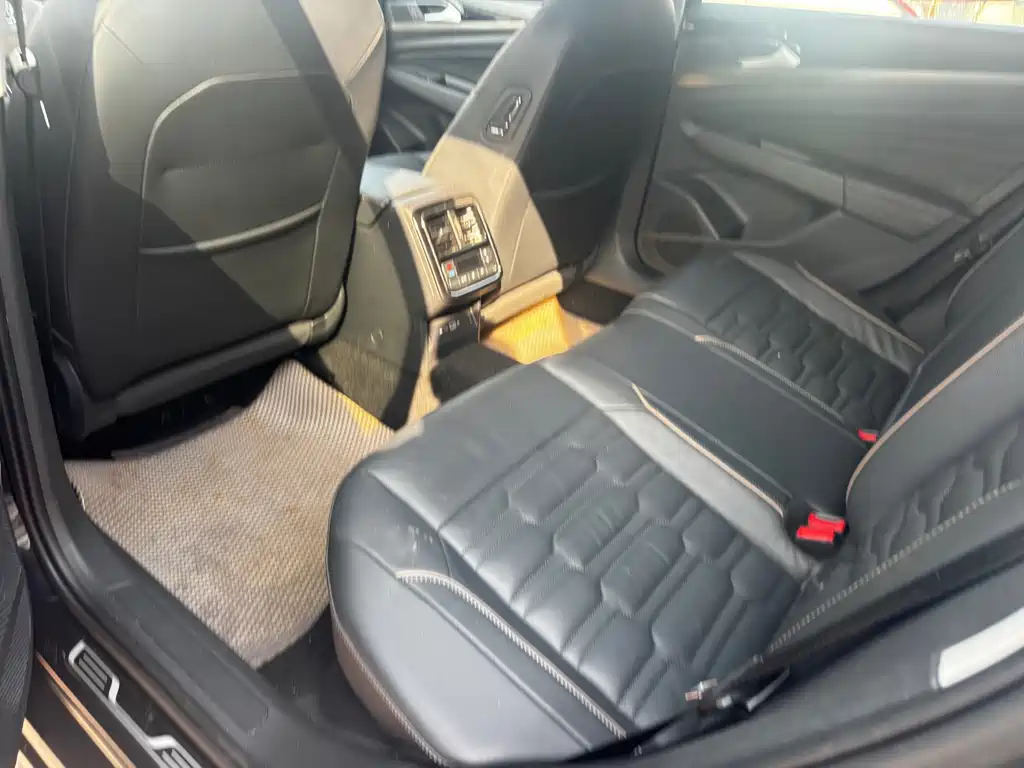 Volkswagen Passat — миниатюра 6