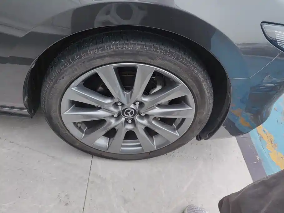 Mazda 3 Axela — миниатюра 6