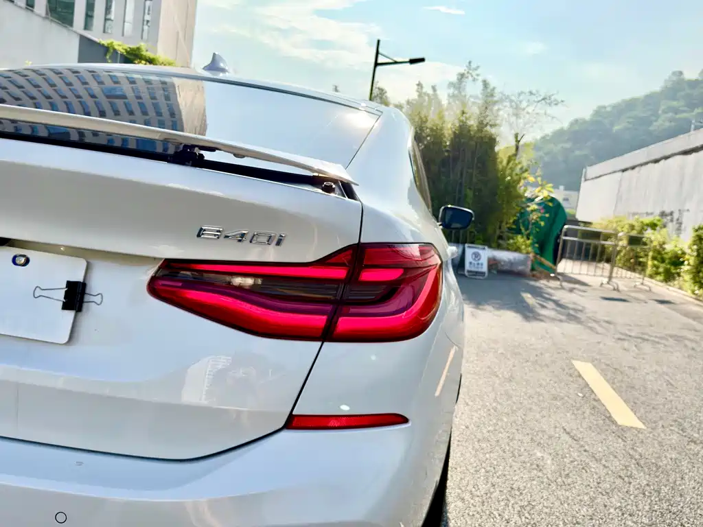 BMW 6 Series GT — миниатюра 8