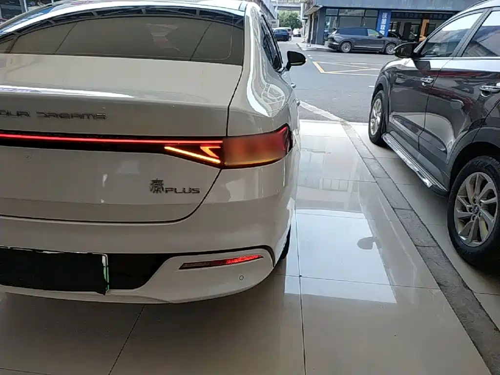 BYD Qin PLUS — миниатюра 8