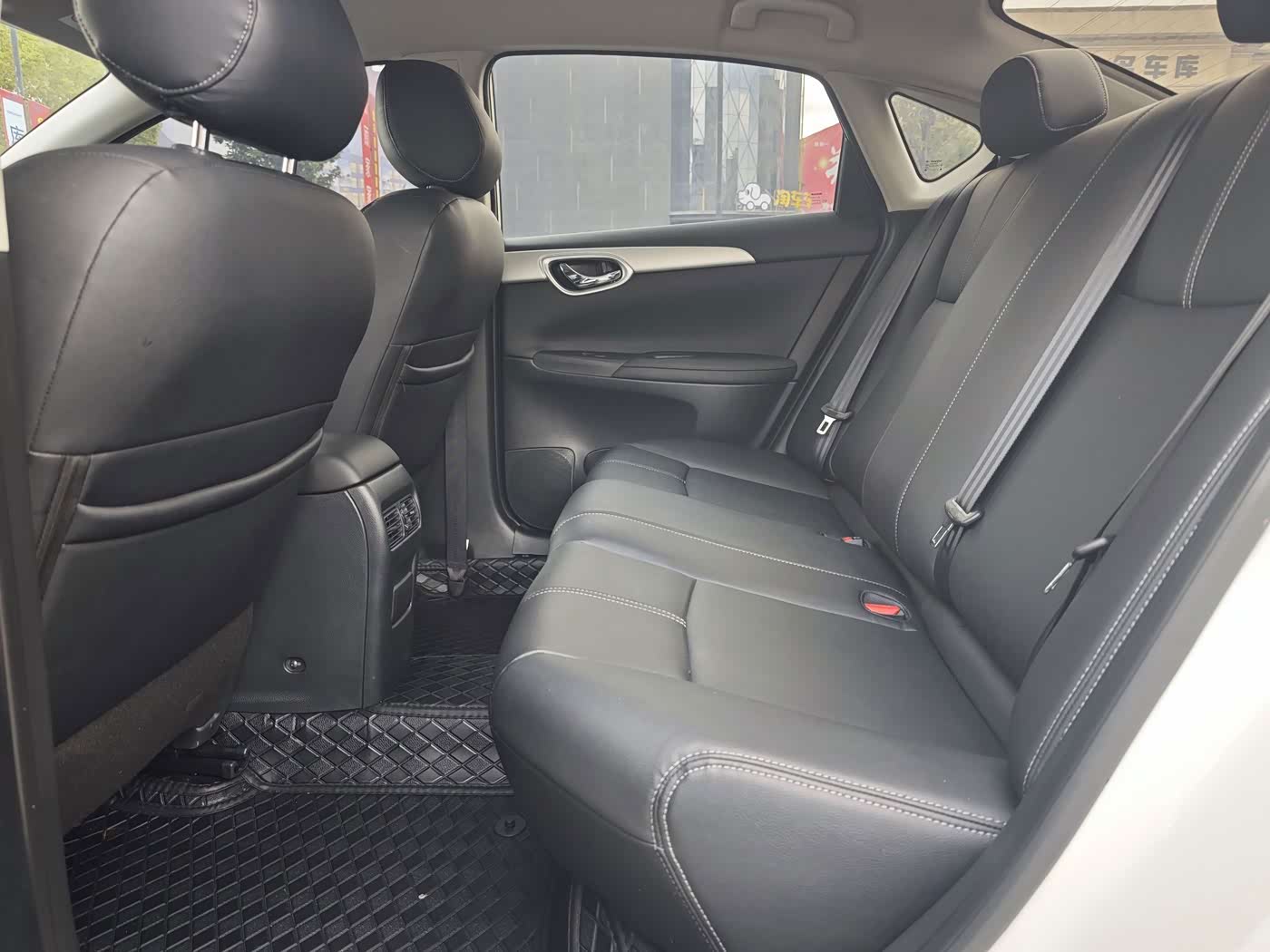 Nissan Sylphy 1.6 л 2025 г. Белый, пробег 11000 км