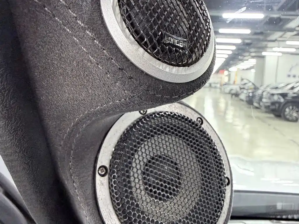 Suzuki Jimny — миниатюра 10