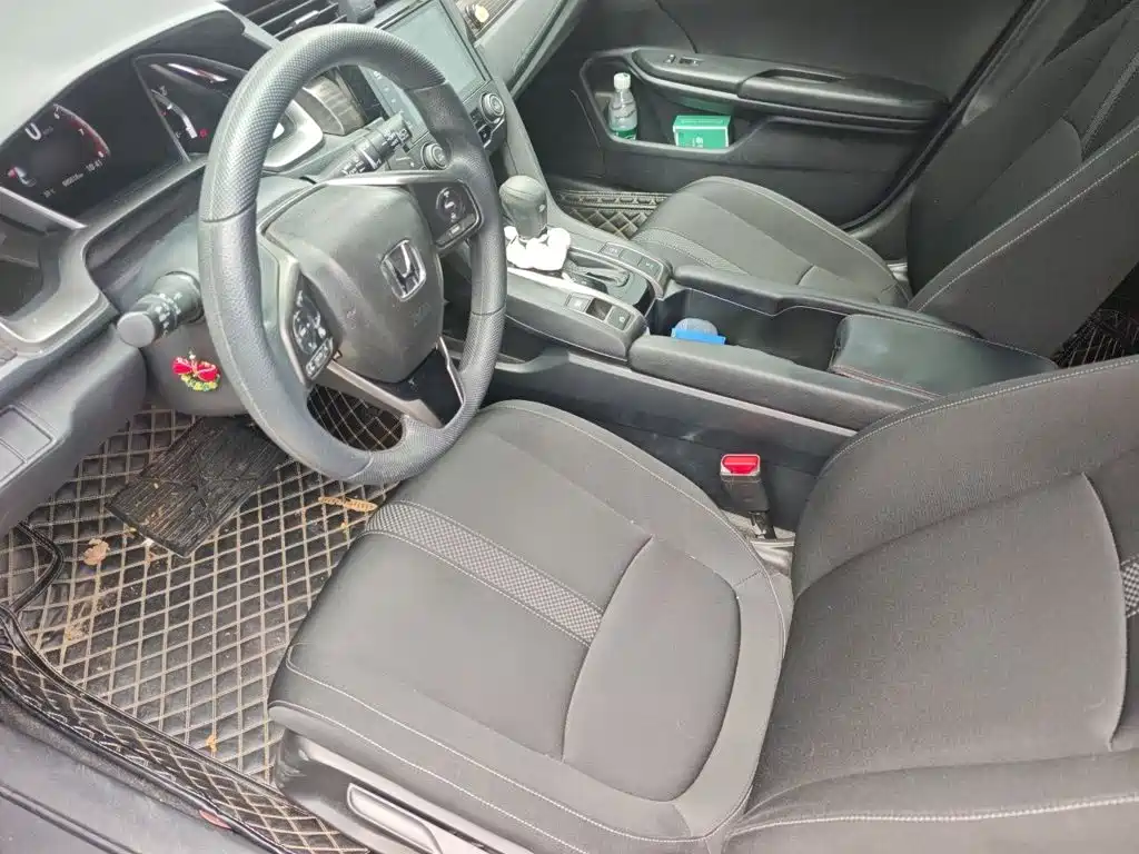 Honda Civic — миниатюра 16