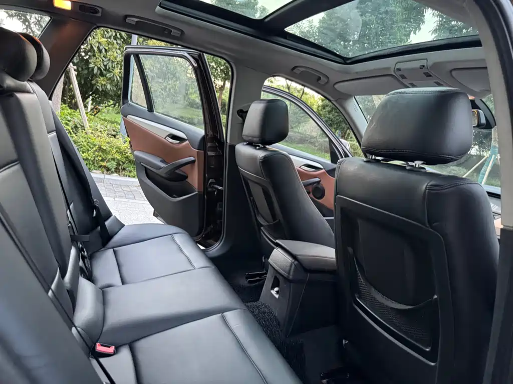 BMW X1 sDrive18i Fashion Type, фото 9