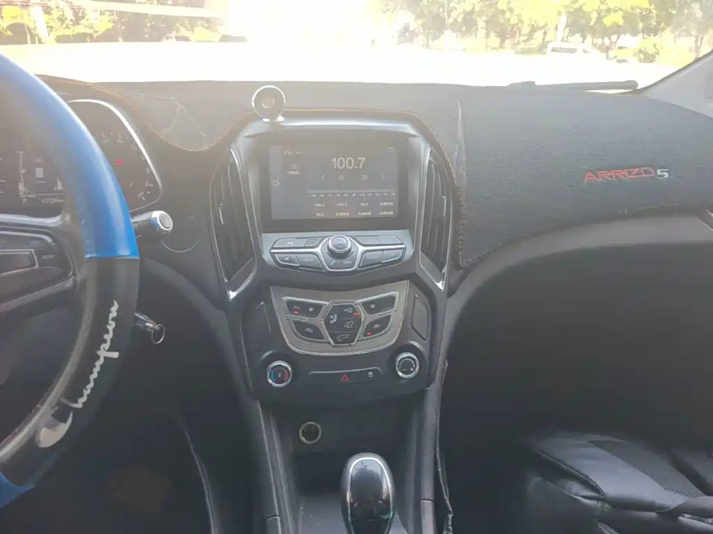 Chery Arrizo 5 — миниатюра 13