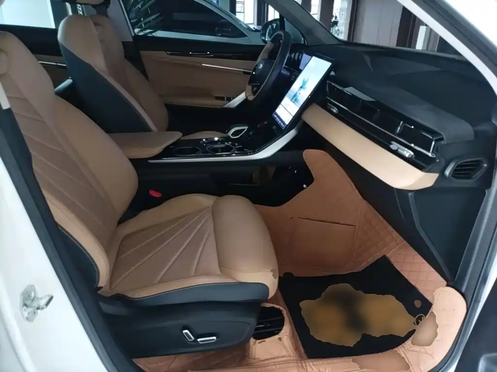Geely Boyue L — миниатюра 25