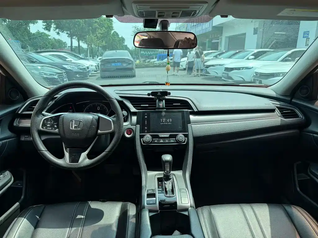Honda Civic — миниатюра 4
