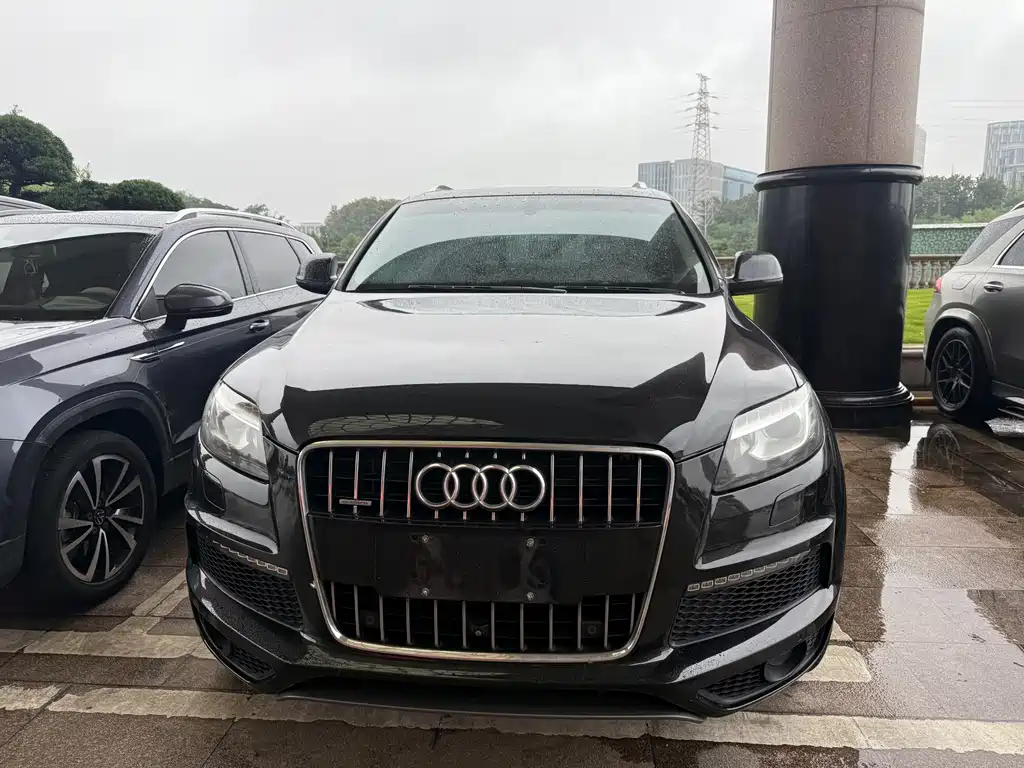 Audi Q7 — миниатюра 2