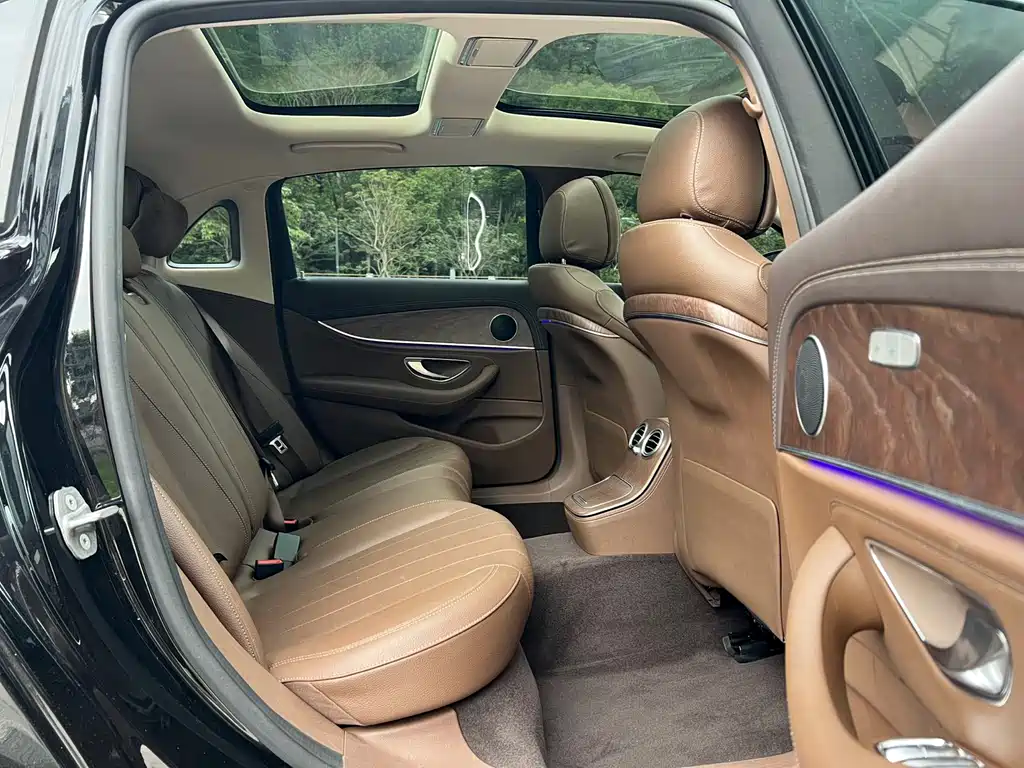 Mercedes-Benz E-Class E 2021 E 300 L Fashion