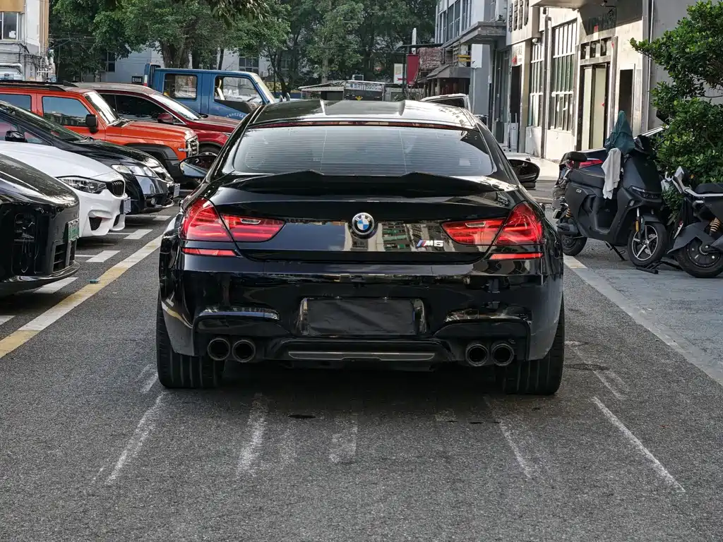 BMW M6 — миниатюра 14