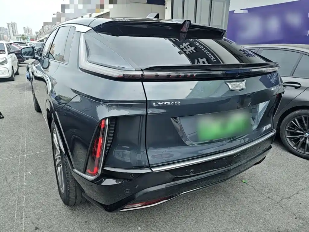 Cadillac Lyriq — миниатюра 5