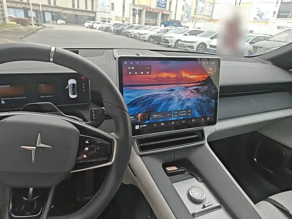 Polestar Polestar 4 — миниатюра 10