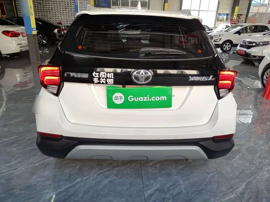 Toyota Yaris L — миниатюра 6