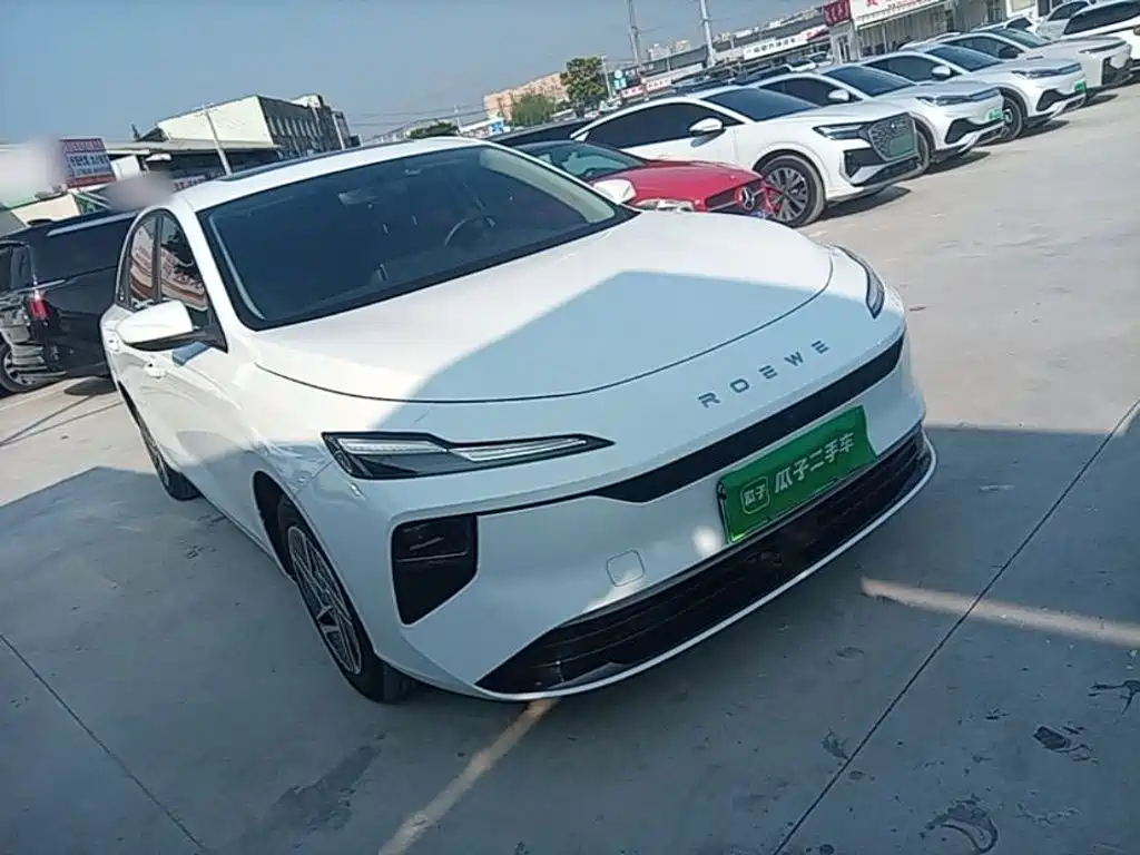 Roewe Young Wai D6 — миниатюра 4