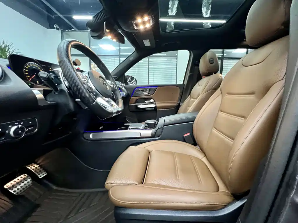 Mercedes-Benz GLB A MG 2022 AMG GLB 35 4MATIC