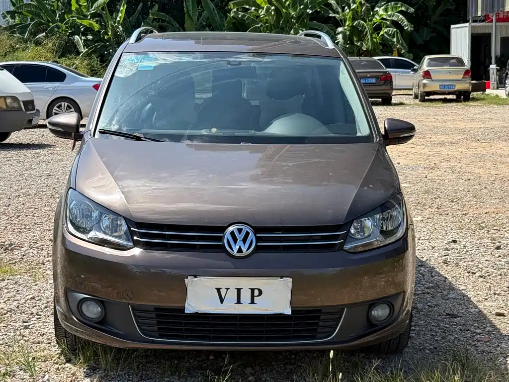 Volkswagen Touran — миниатюра 2