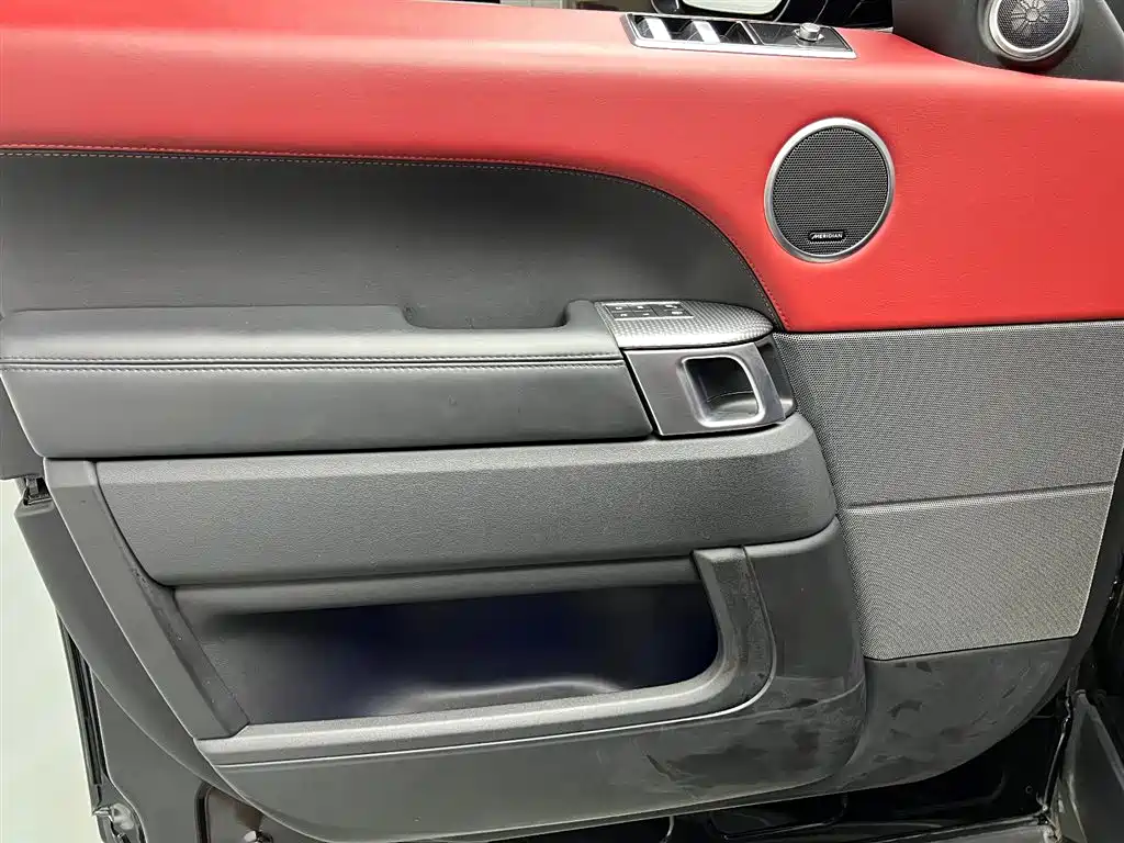 Land Rover Range Rover Sport 2020 3.0 L6 HSE DYNAMIC