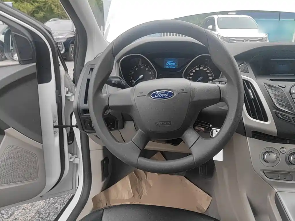 Ford Focus — миниатюра 15