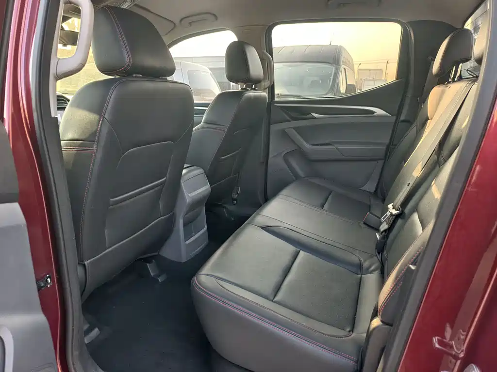 SAIC MAXUS CHASE T60