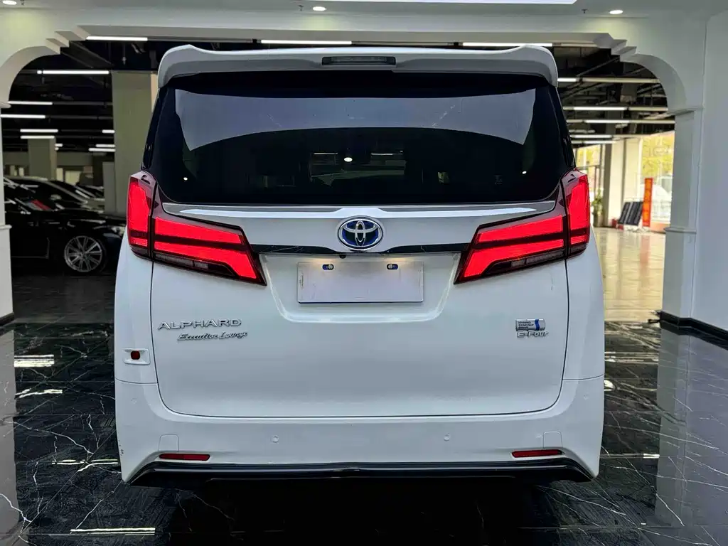 Toyota Alphard — фотографии объявления, Фото 25