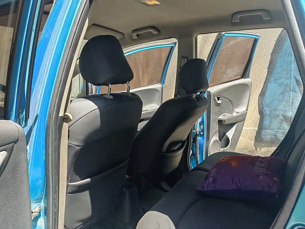 Honda Fit — миниатюра 9