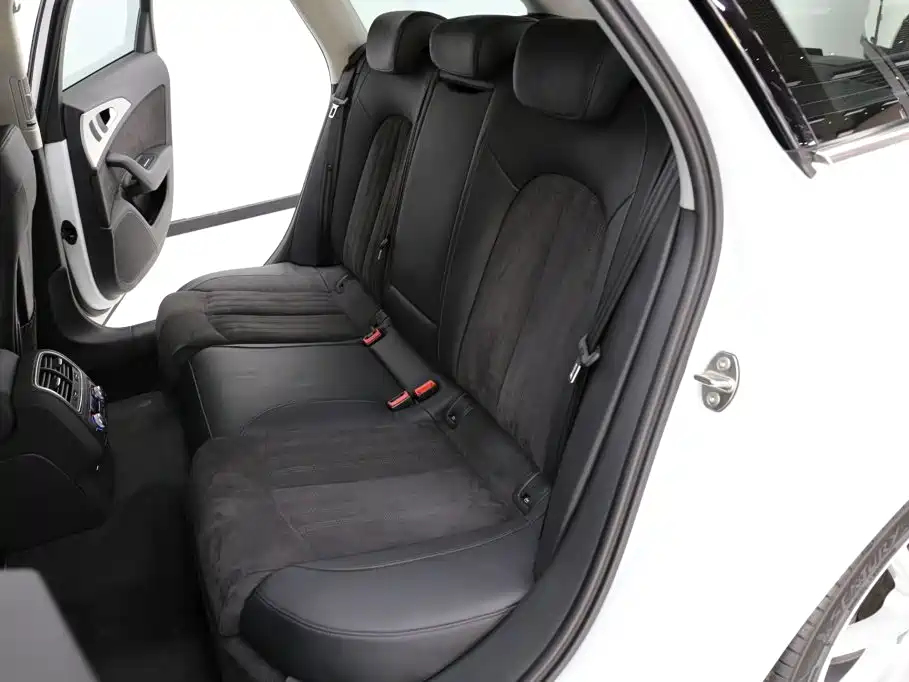 Audi A6 (Import) — миниатюра 8