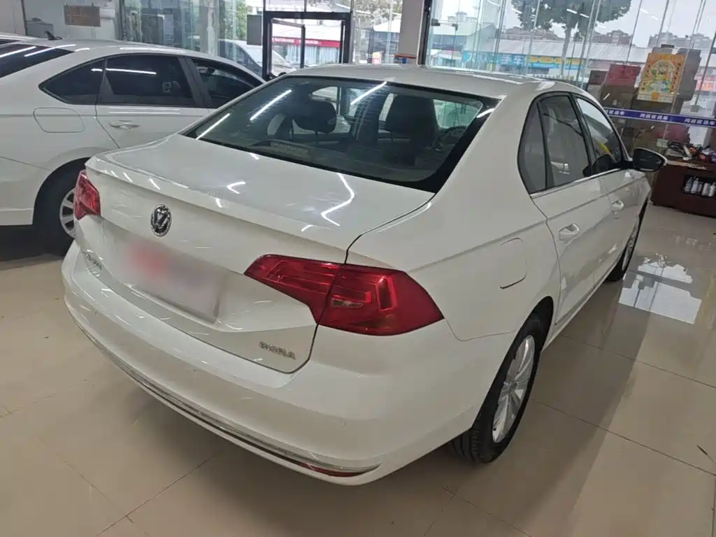 Volkswagen Bora — миниатюра 7