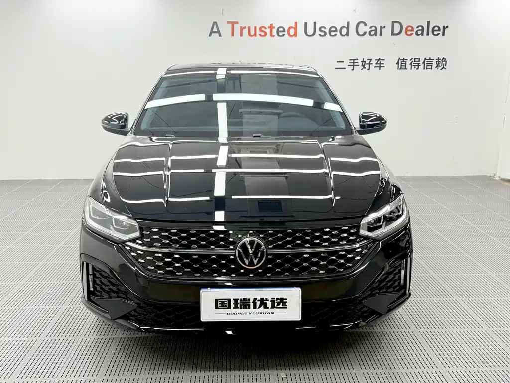 Volkswagen Lavida — миниатюра 2