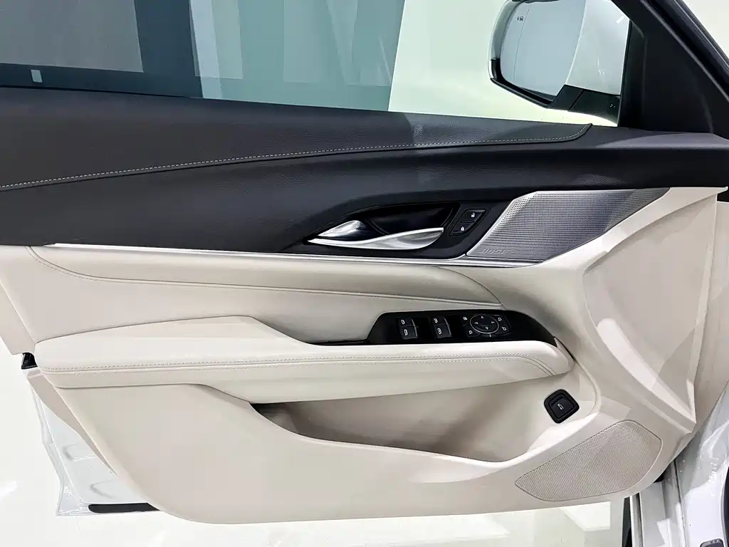 Cadillac CT4 — миниатюра 13