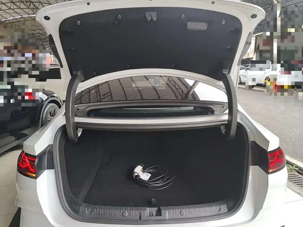 BYD Qin L — миниатюра 19