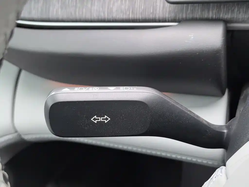 NIO ES6 — миниатюра 21