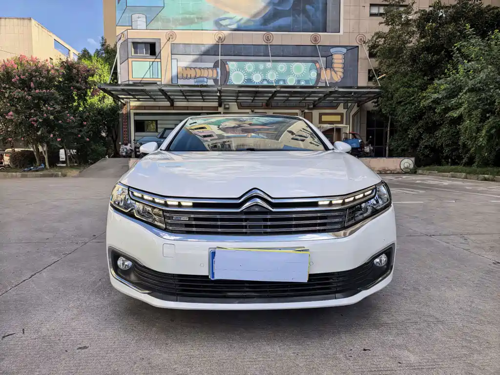 Citroen C6 — миниатюра 2