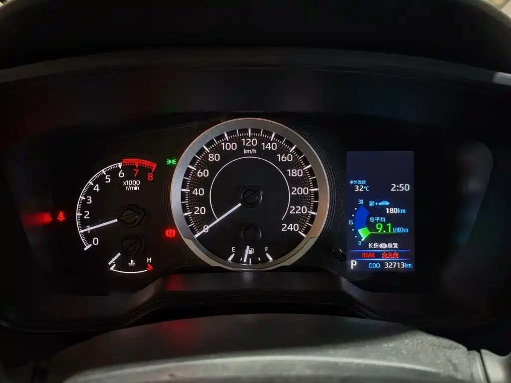 Toyota Corolla — миниатюра 12