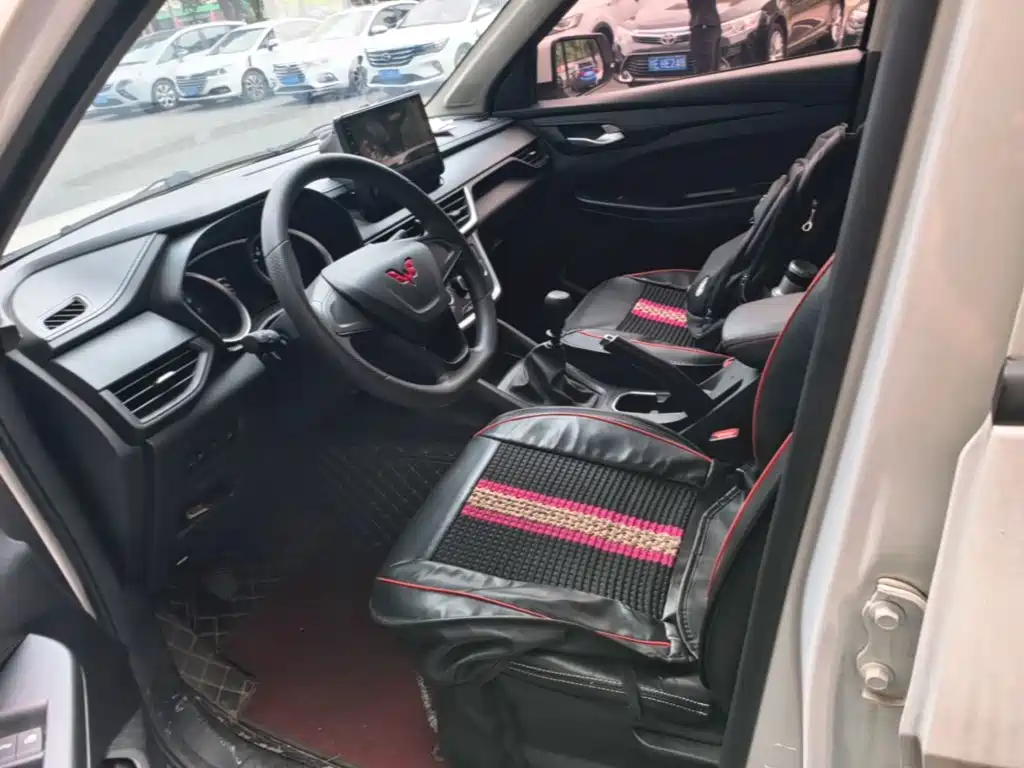Wuling Hongguang S3 — миниатюра 15