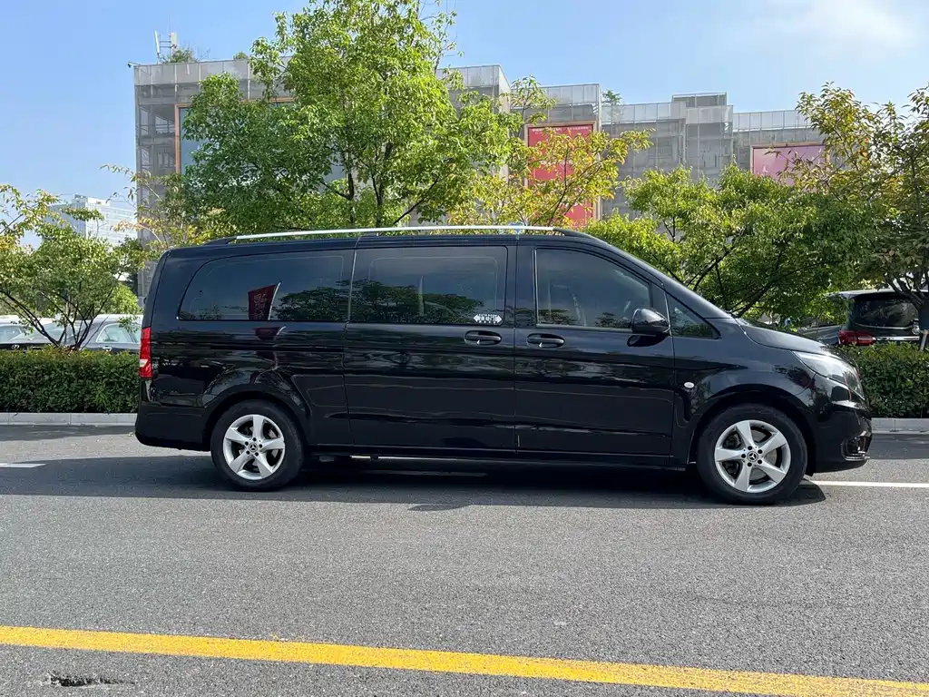 Mercedes-Benz Vito — миниатюра 7