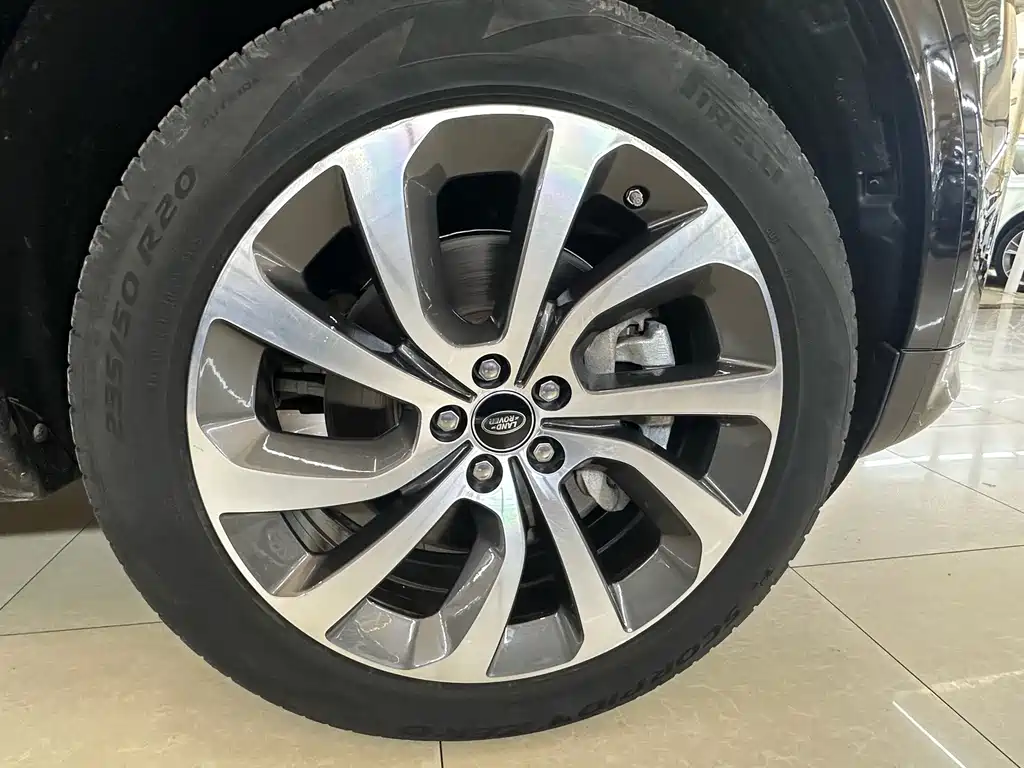 Land Rover Discovery Sport — миниатюра 20