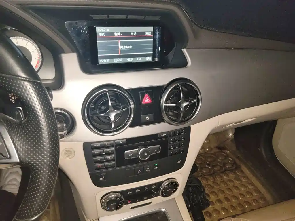 Mercedes-Benz GLK-Class — миниатюра 14