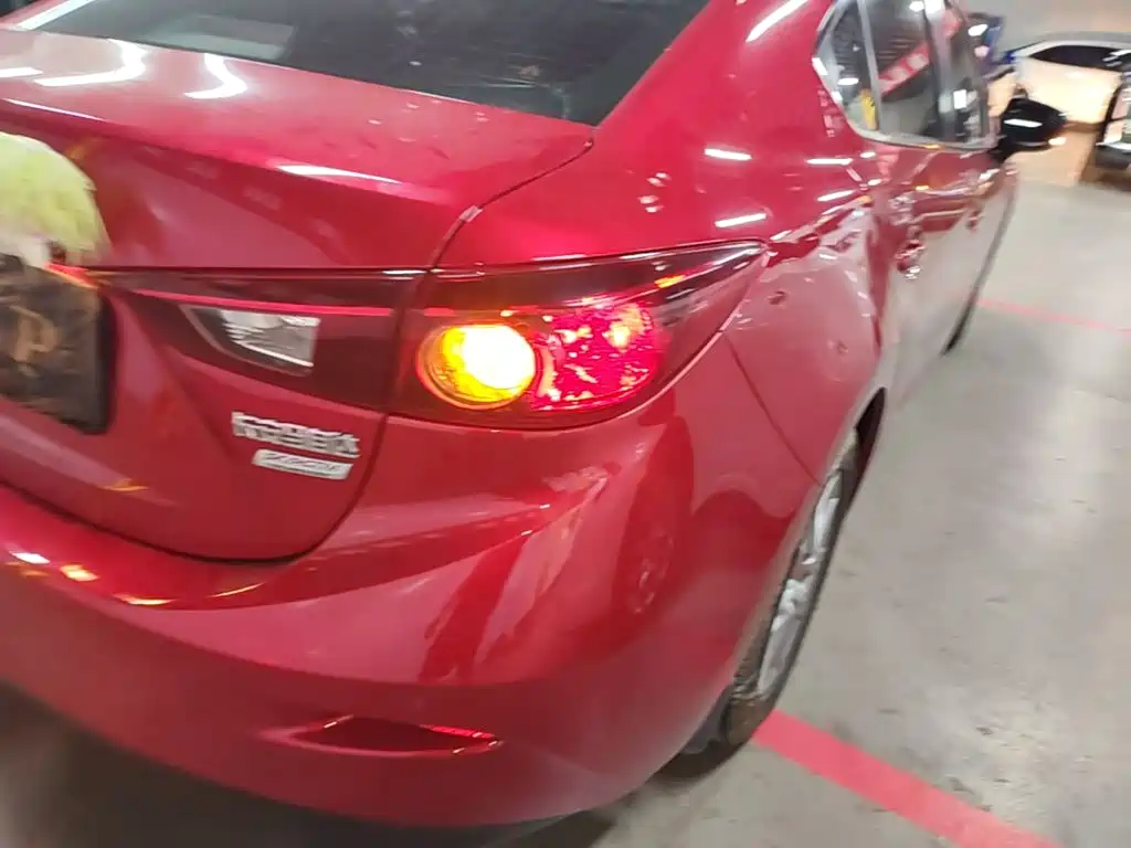 Mazda 3 Axela — миниатюра 8