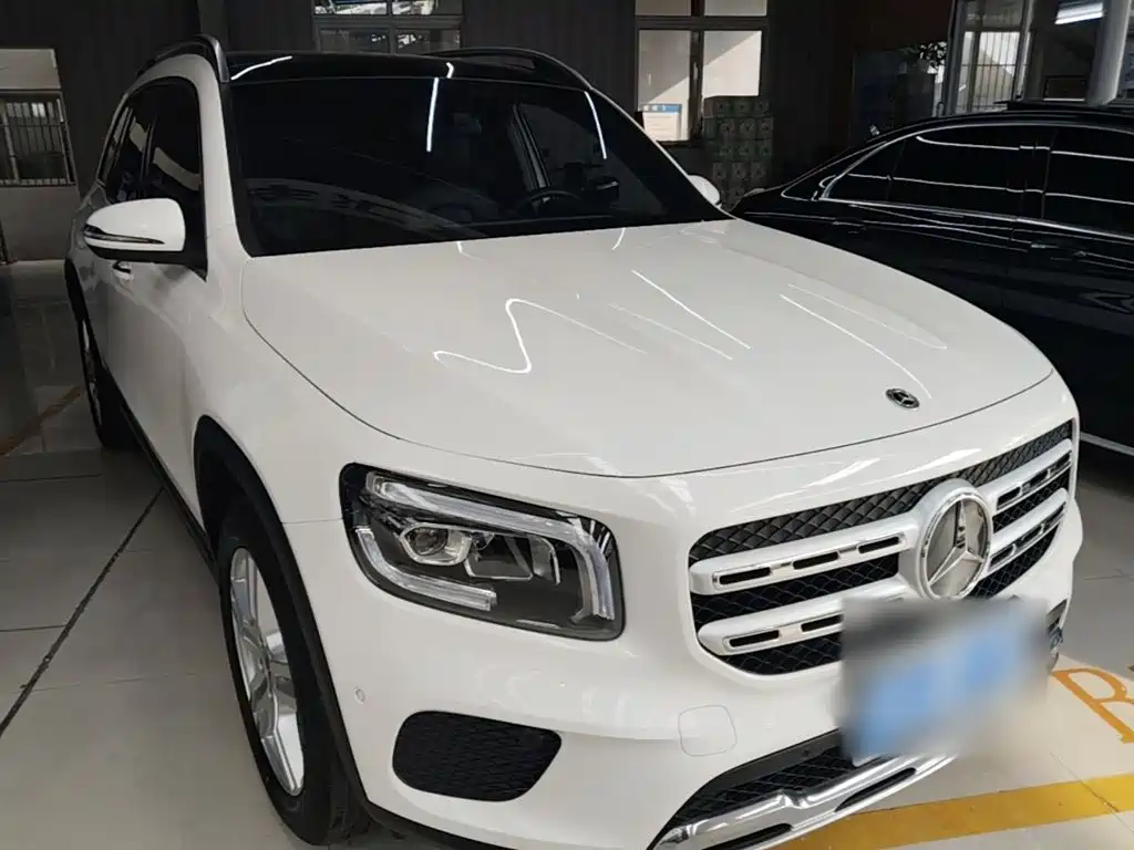 Mercedes-Benz GLB — миниатюра 4