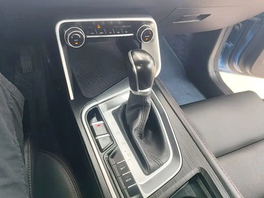 Geely Binrui — миниатюра 14