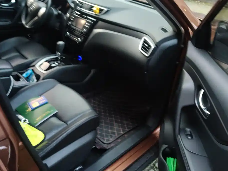 Nissan X-Trail — миниатюра 8