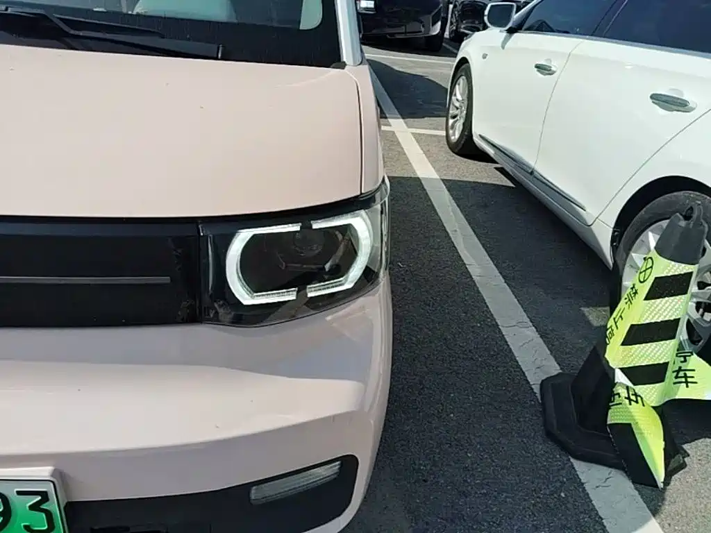 Wuling MINIEV — миниатюра 24