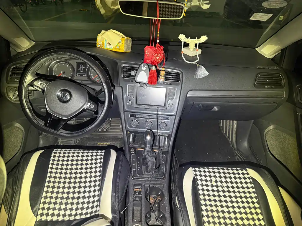 Volkswagen Golf — миниатюра 8