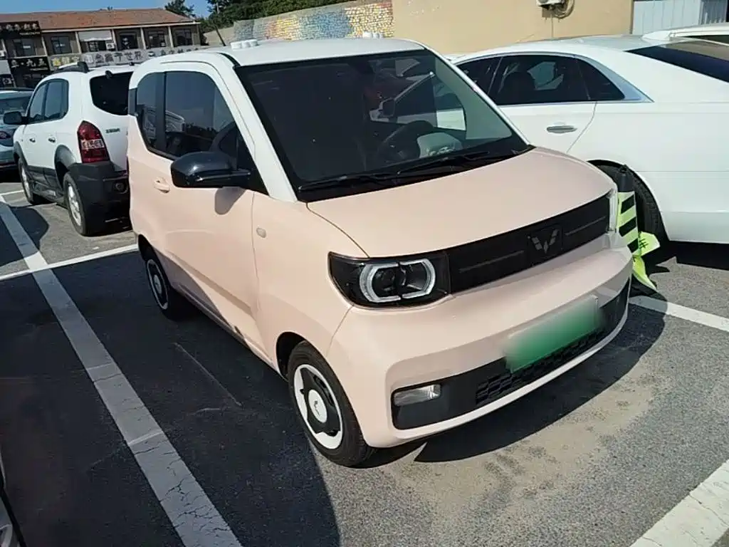 Wuling MINIEV — миниатюра 4