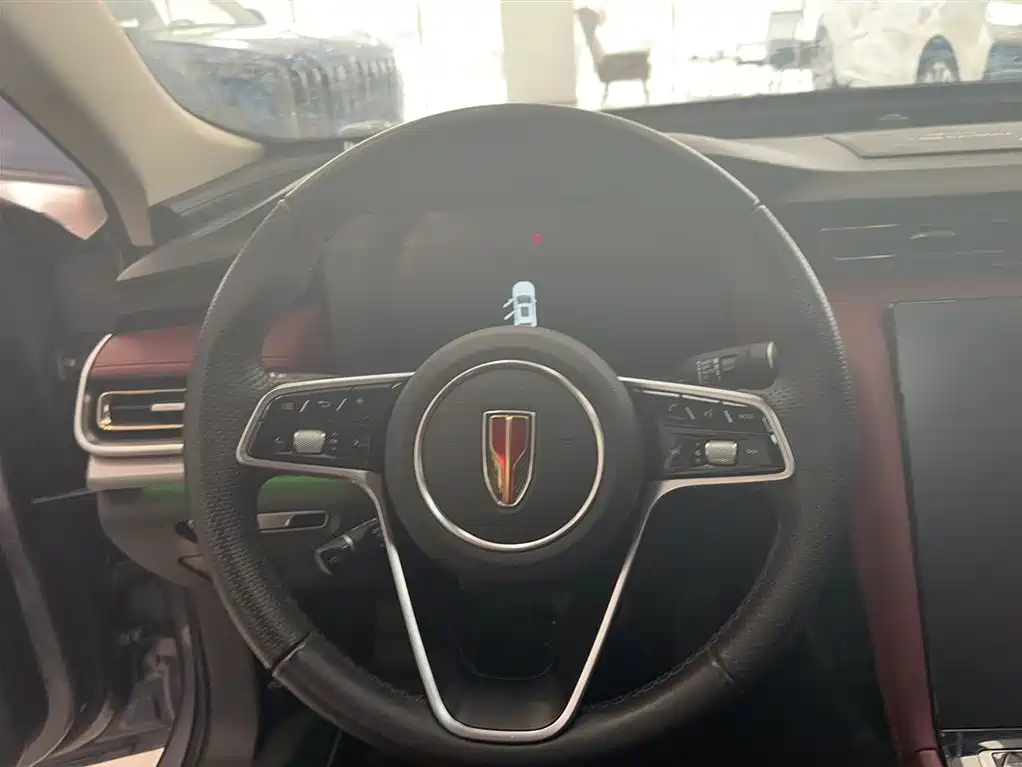 Hongqi H5 2023 2.0T AT