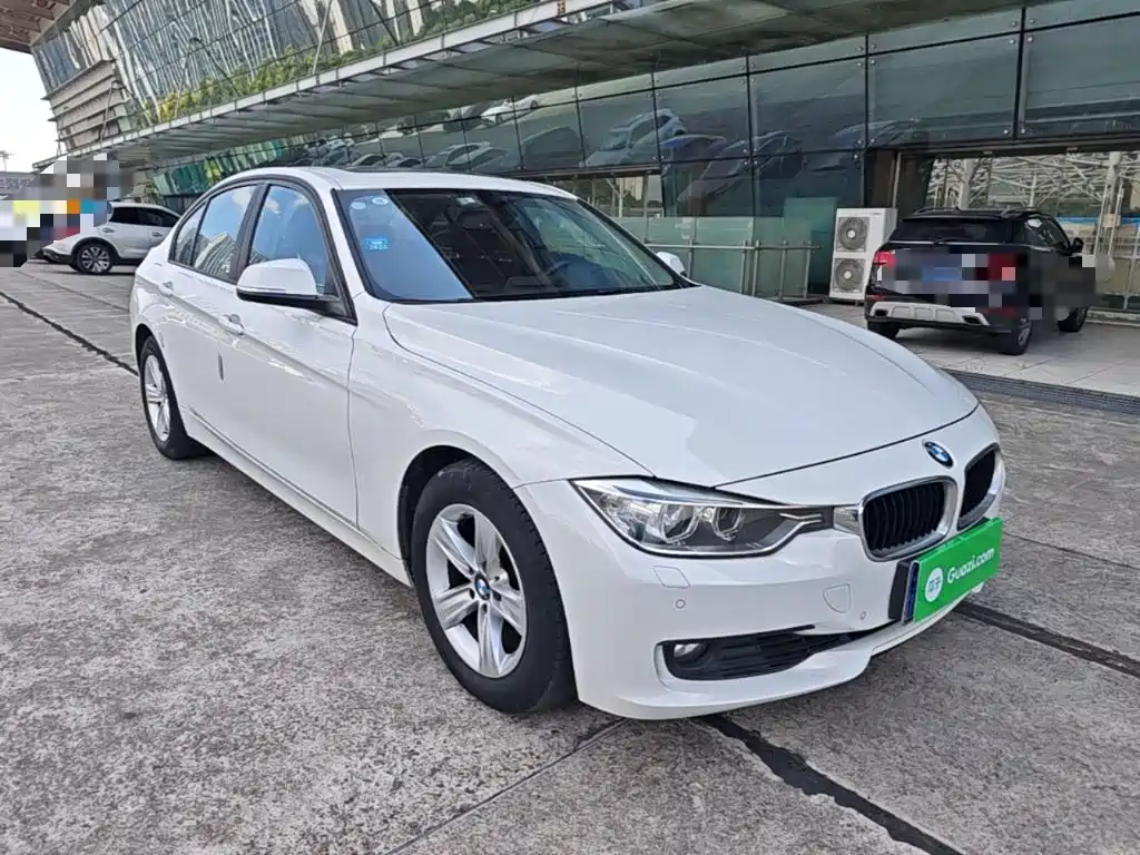 BMW 3 Series — миниатюра 4
