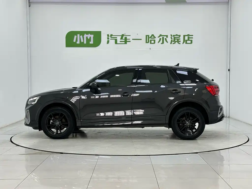 Audi Q2L — миниатюра 5