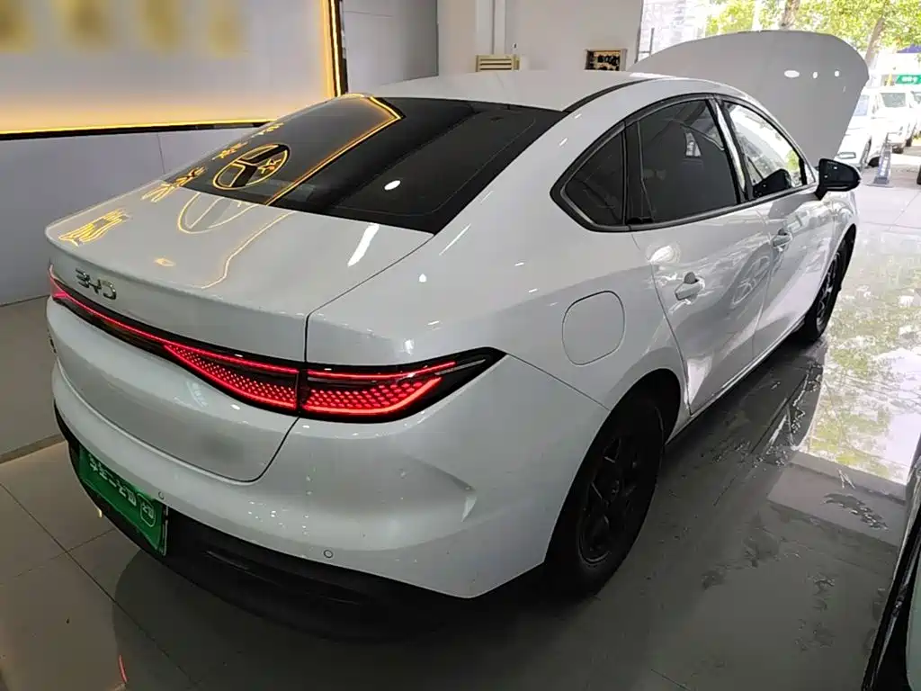 BYD Seal 05 DM-i — миниатюра 7