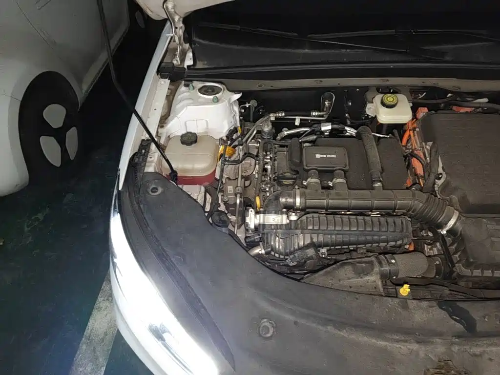 BYD Seal 05 DM-i — миниатюра 21